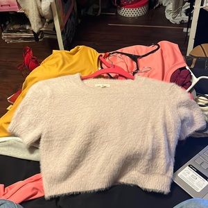 Fuzzy cropped sweater